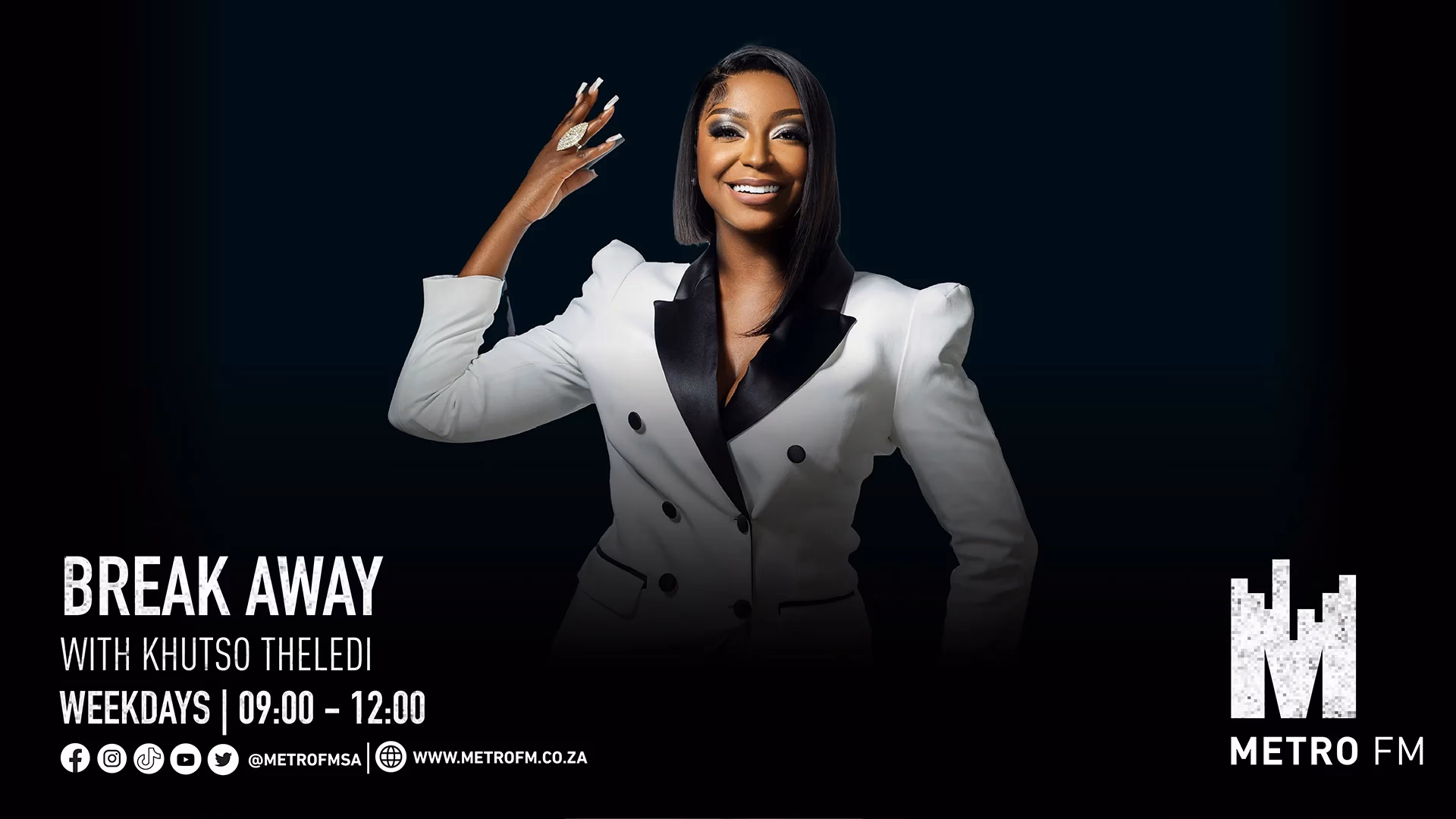 Where does Ask a Man play?