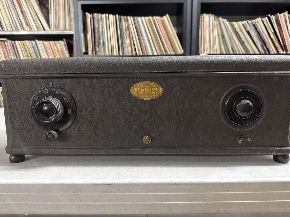 Are Atwater Kent radios easy to repair?