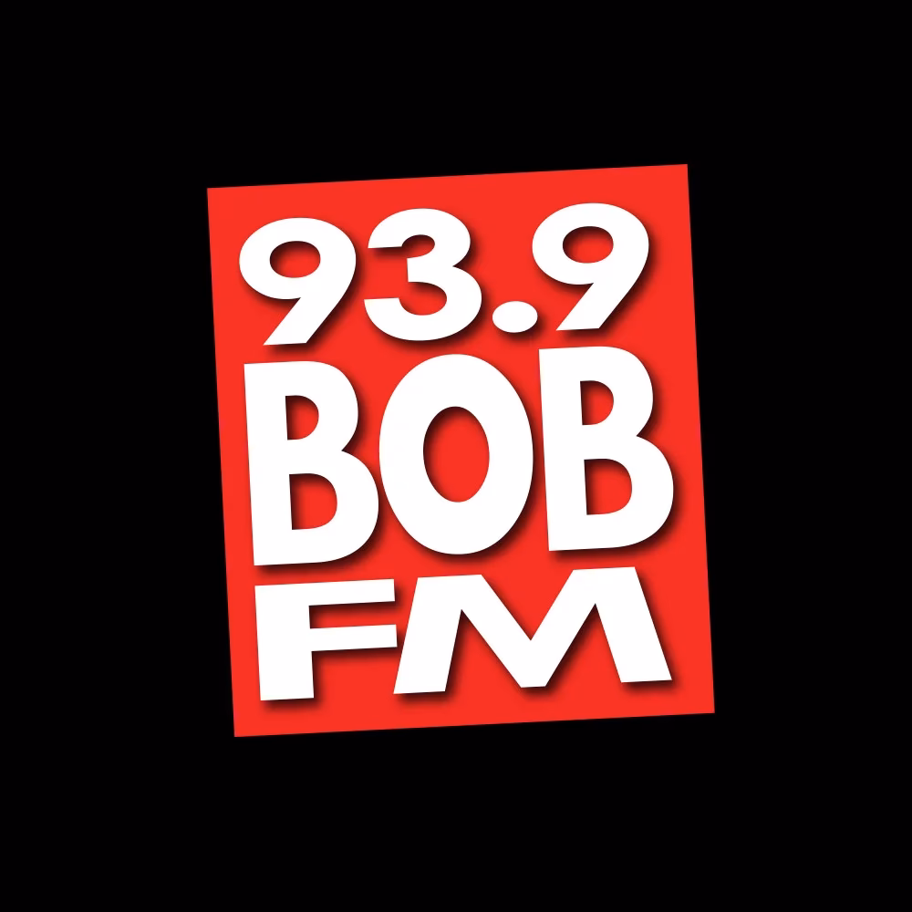 ¿Cuál es la estación de música country en Augusta?