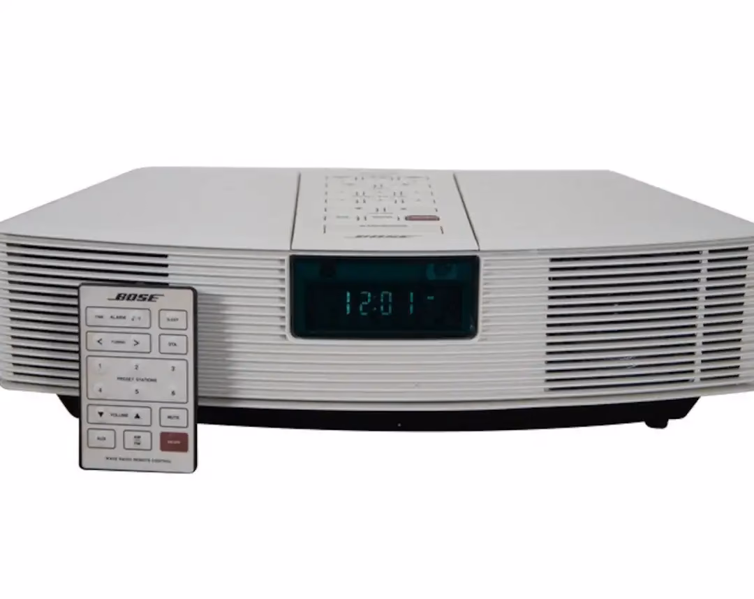 ¿Cómo cambio mi radio Bose de AM a FM?