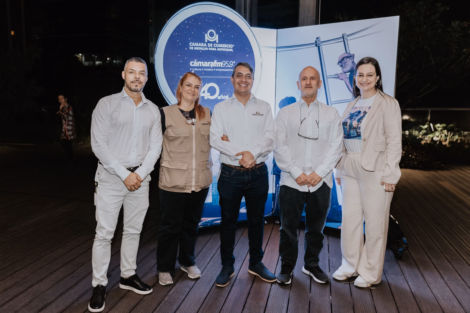 ¿Cómo puedo agendar una cita en la Cámara de Comercio de Medellín?