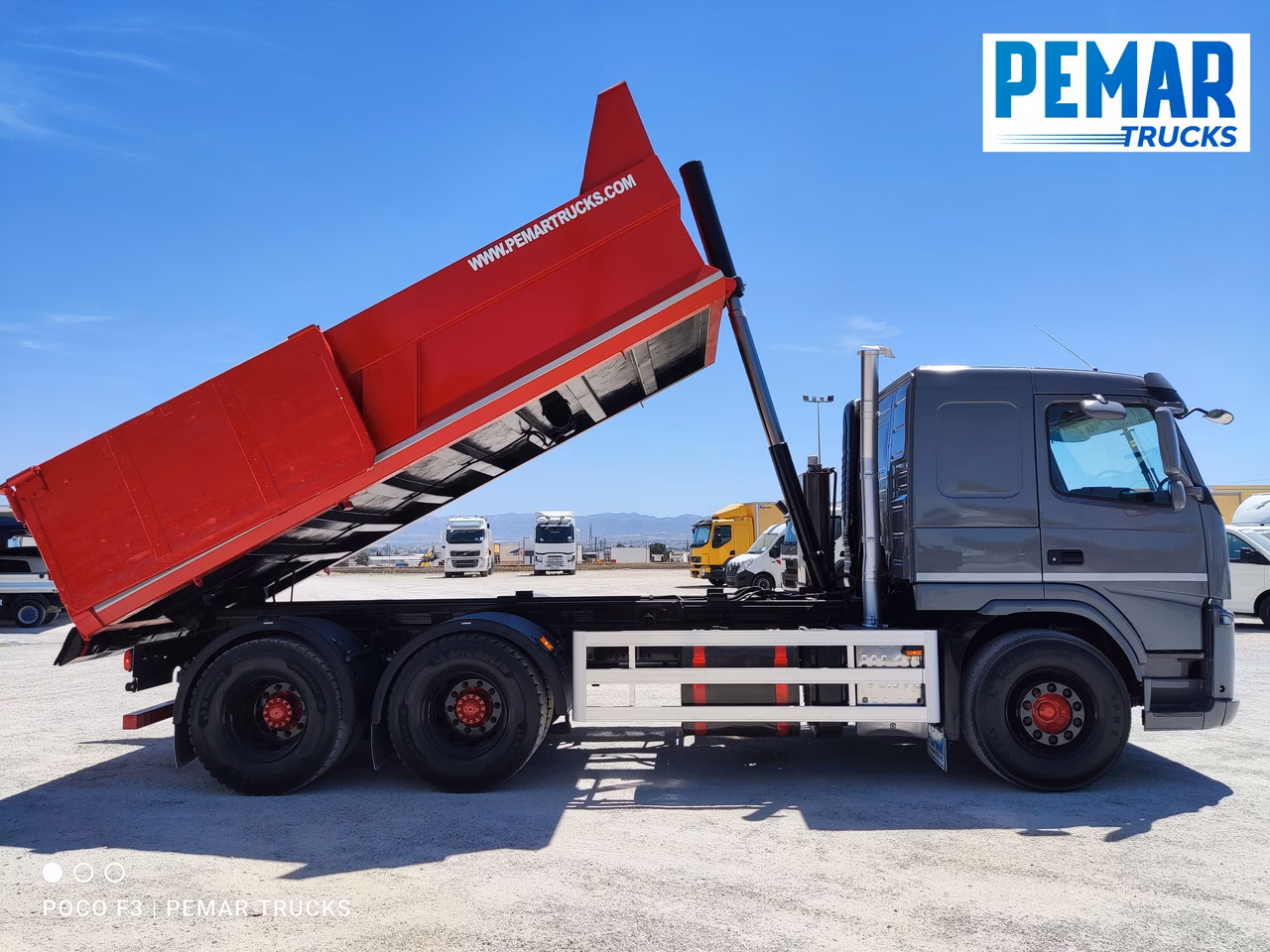 ¿Qué país fabrica los camiones Volvo?