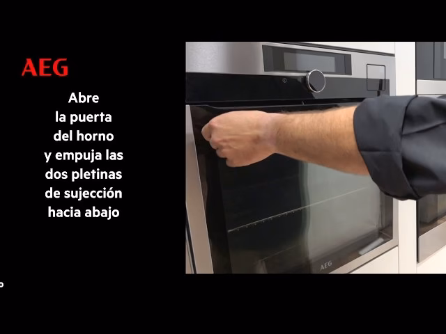 ¿Cómo sacar el cristal del horno?