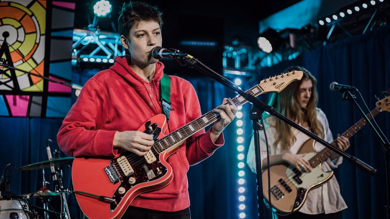 What is a live concert film?