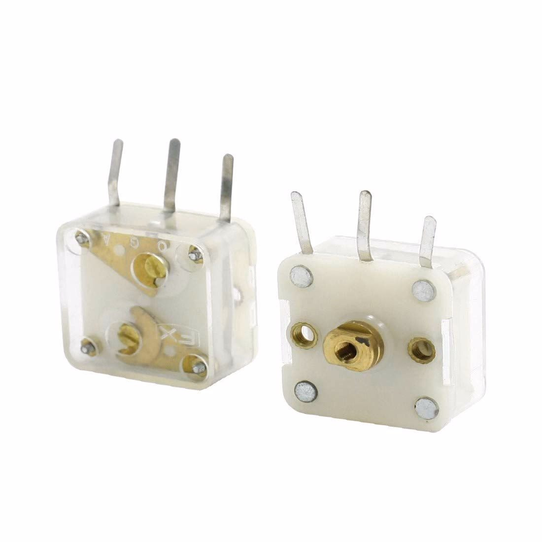 ¿Qué significa mF en un condensador?