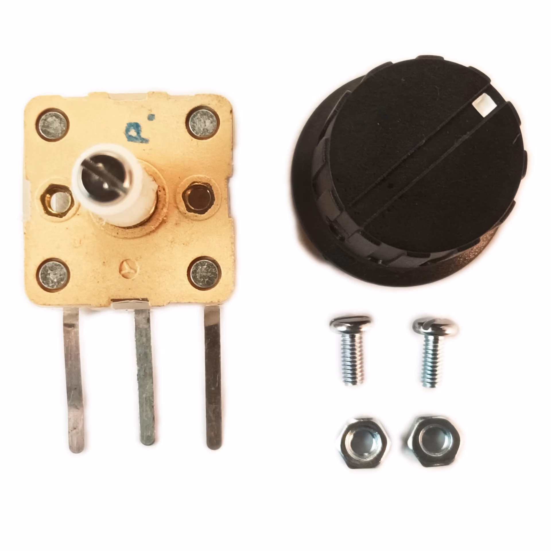 ¿Cuál es la función de un condensador de radio?