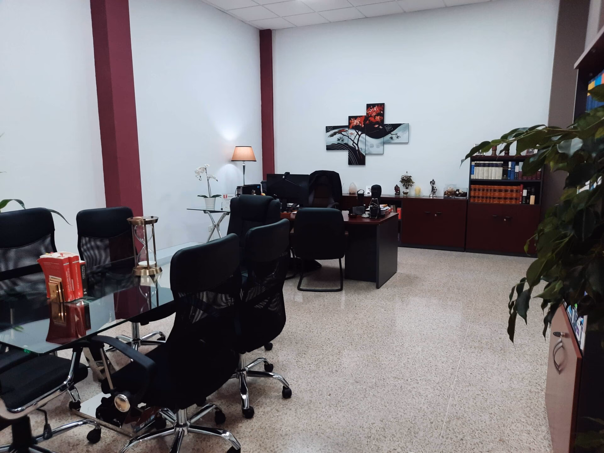 ¿Cómo conseguir un abogado gratis en Estados Unidos?