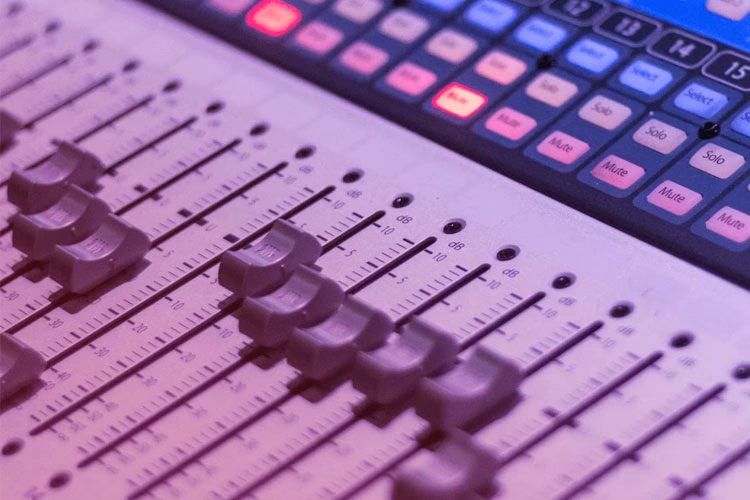 ¿Qué es la artística de la radio?