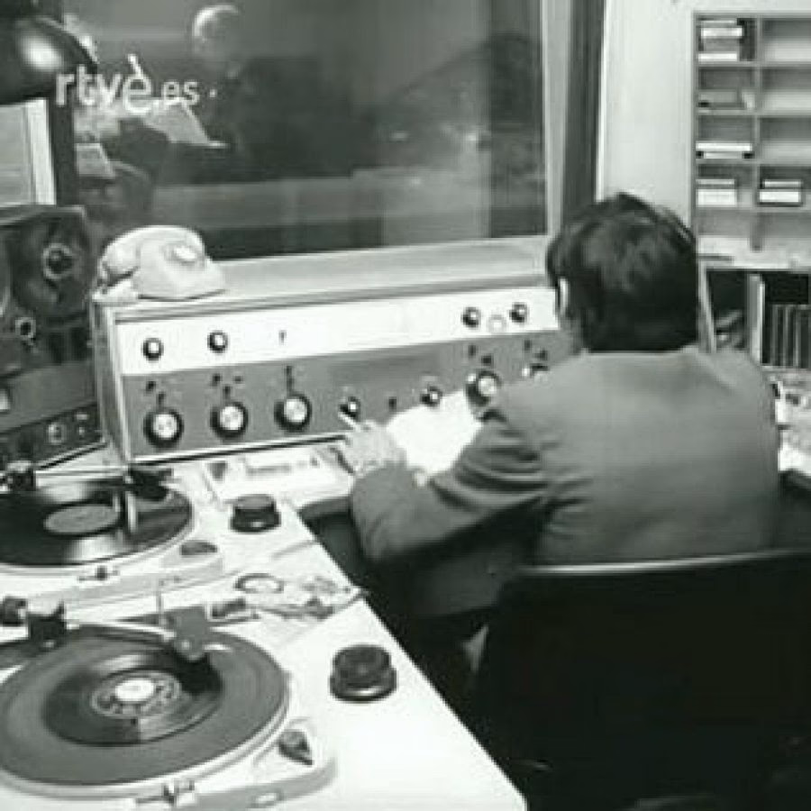 ¿Cuál fue el primer programa de radio en España?