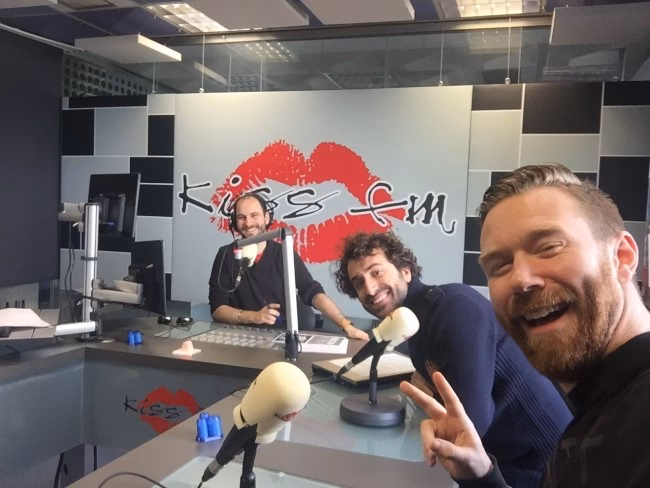 ¿Dónde tiene su sede Kiis FM?