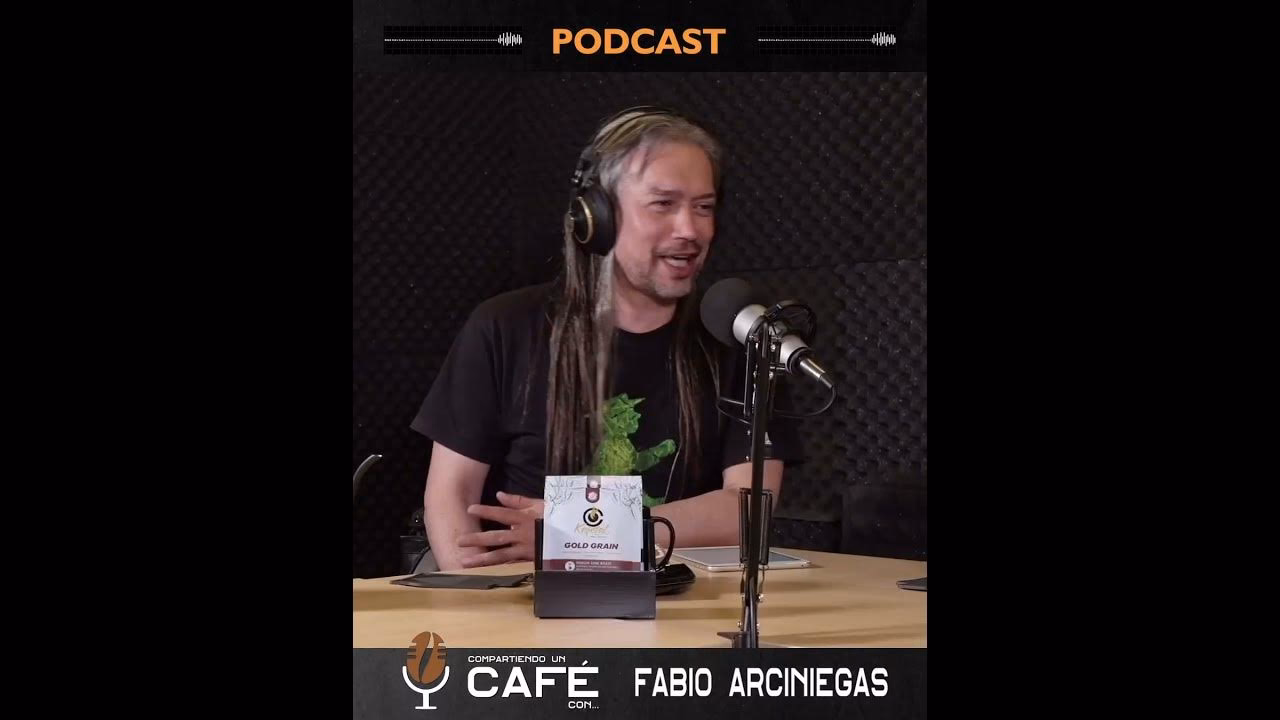 ¿Quién es el narrador de Cuarto Milenio?