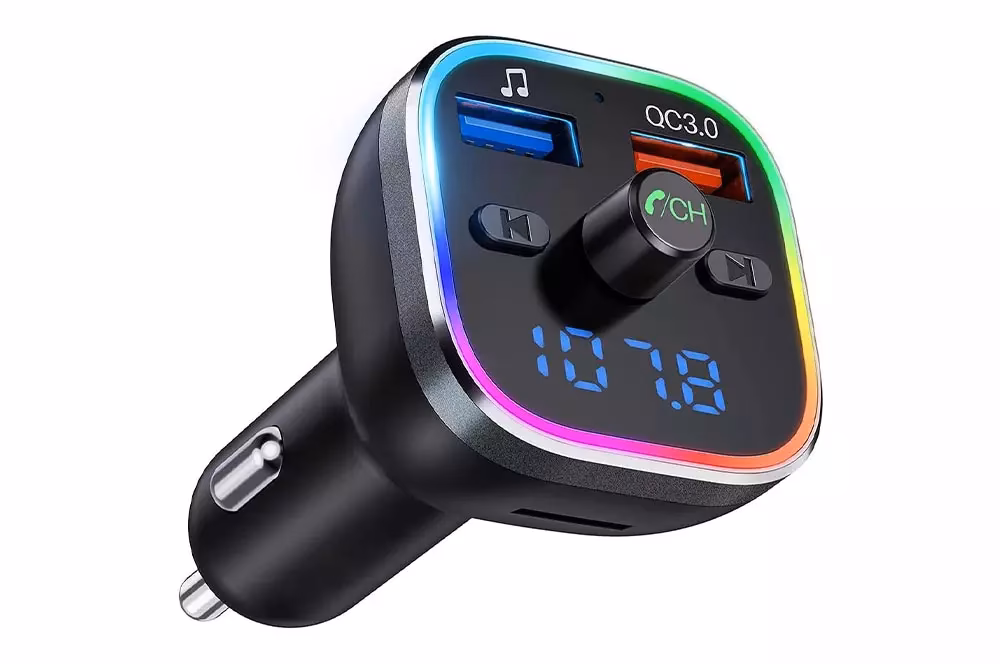 ¿Cómo funciona el sistema de audio del vehículo?