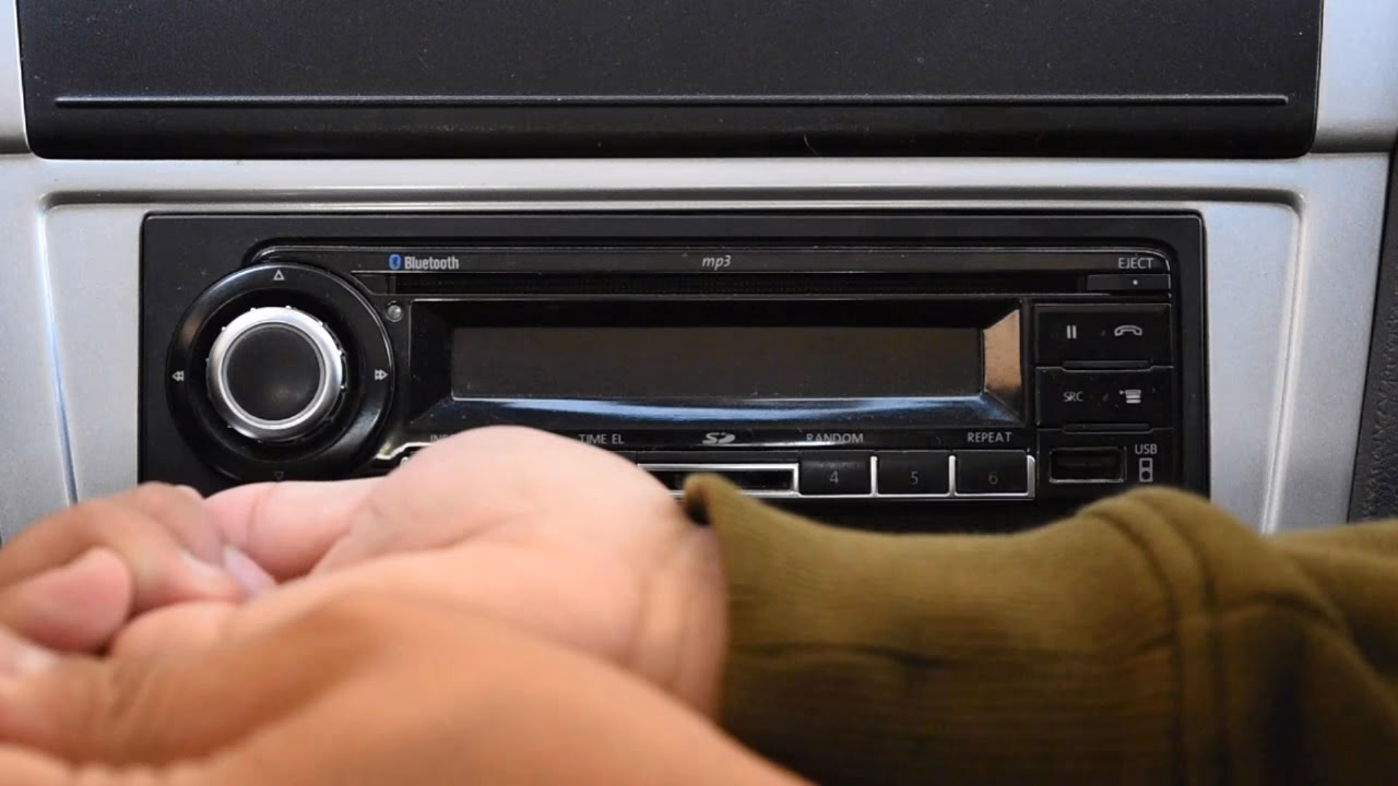 ¿Cómo resetear la radio del Gol Trend?