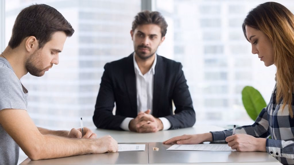 ¿Cuánto hay que pagar por divorcio?