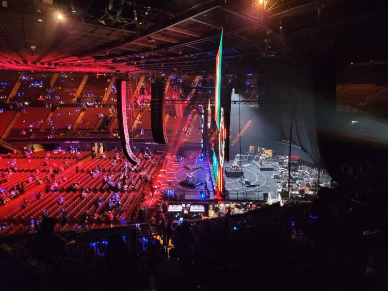 What is forum viewer?