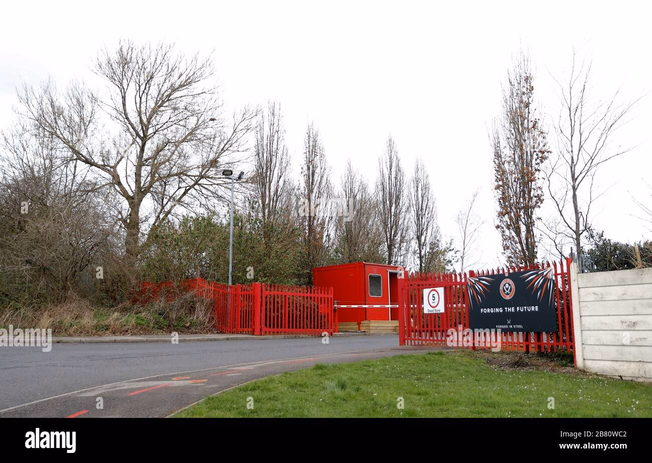 How to listen to Hallam FM?