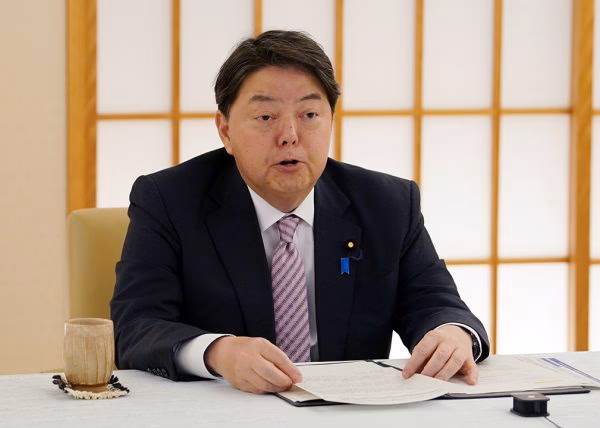 Can you listen to Japanese radio in America?