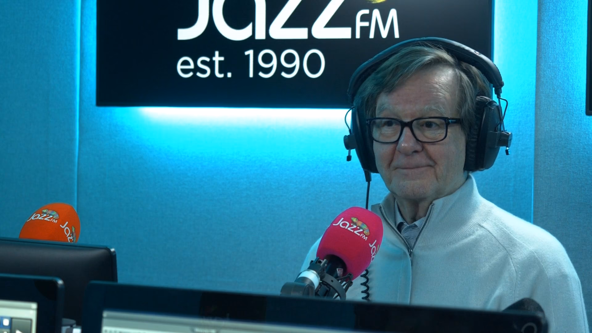 What station is Robbie Vincent on?