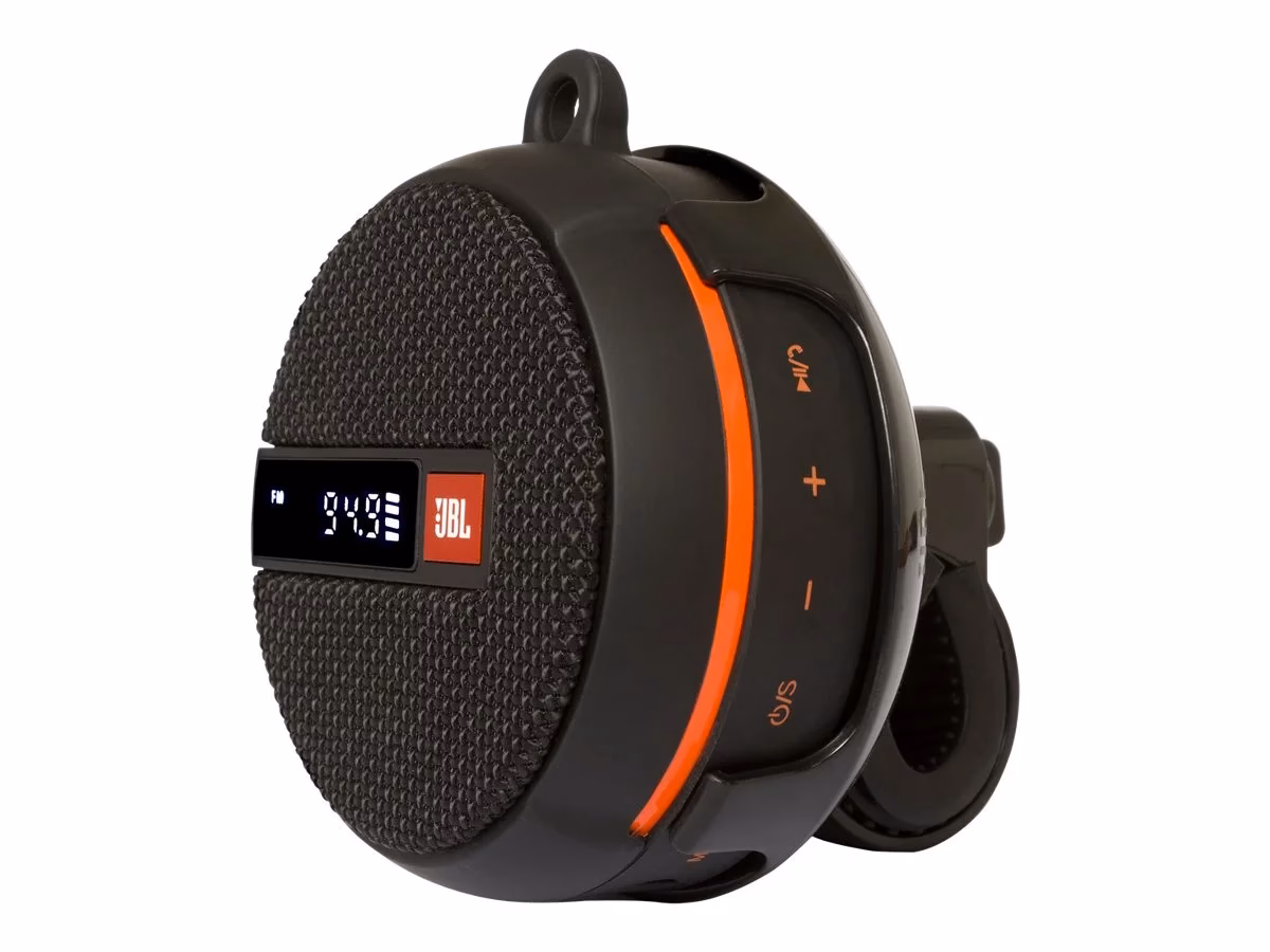 Can you listen to radio on JBL?