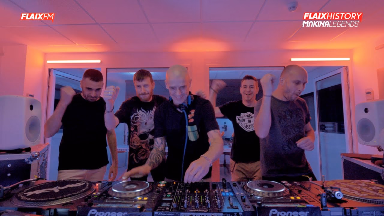 ¿Dónde escuchar Makina Legends?