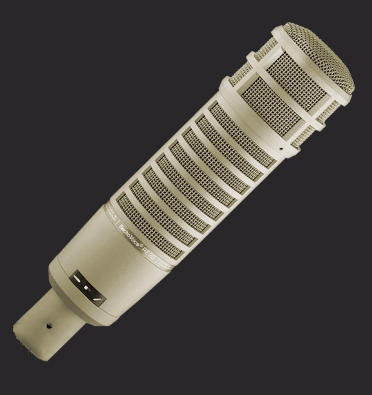 ¿Cómo se llama el micrófono de los locutores?