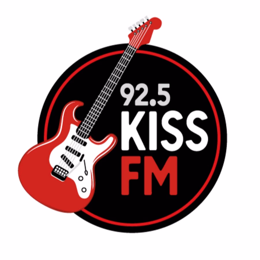 ¿Qué música reproduce Kiis FM?