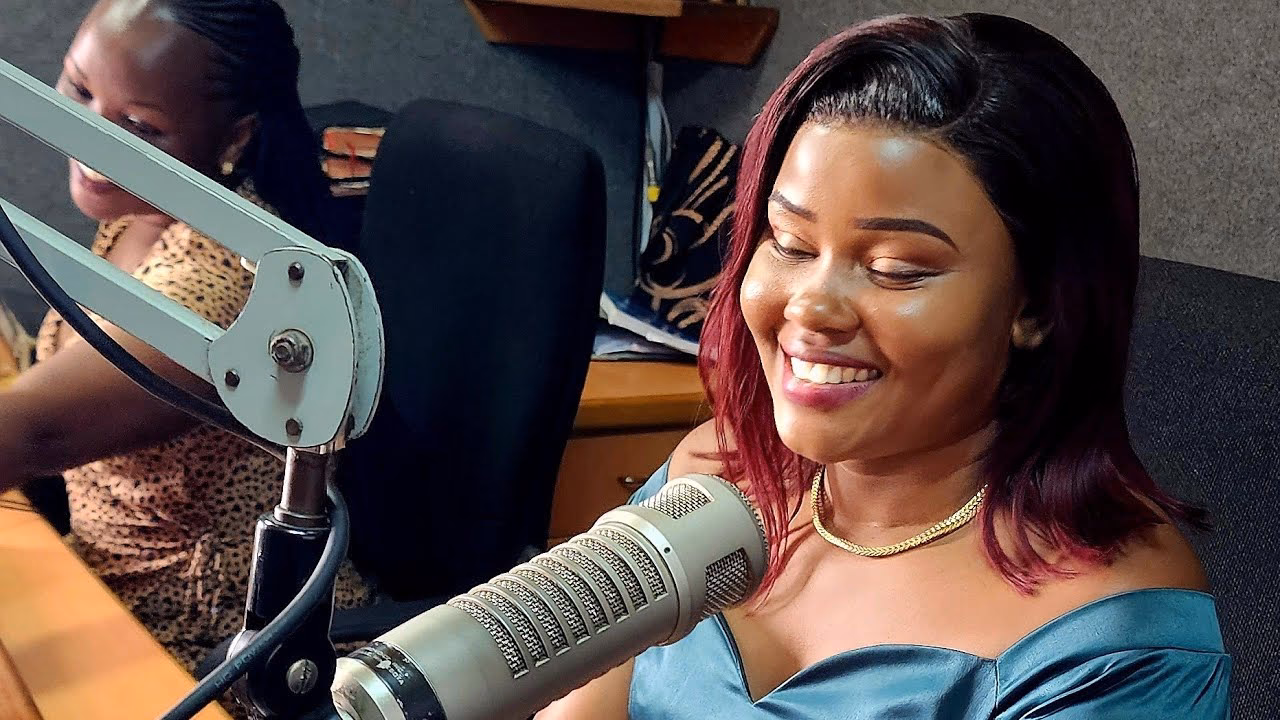 Who are the presenters of Musyi FM radio?