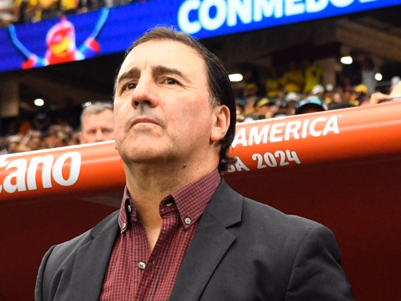 ¿Dónde dirige Néstor Lorenzo?