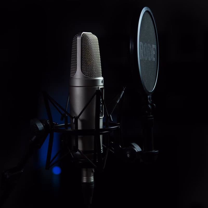 ¿Qué es un micrófono de transmisión?