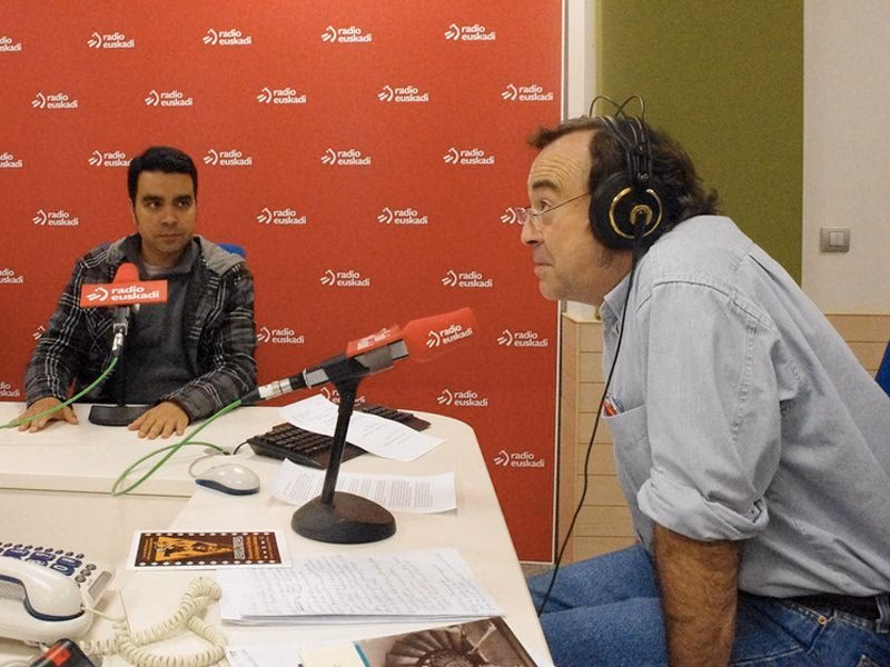 ¿Cuáles son algunos nombres de programas de viajes?