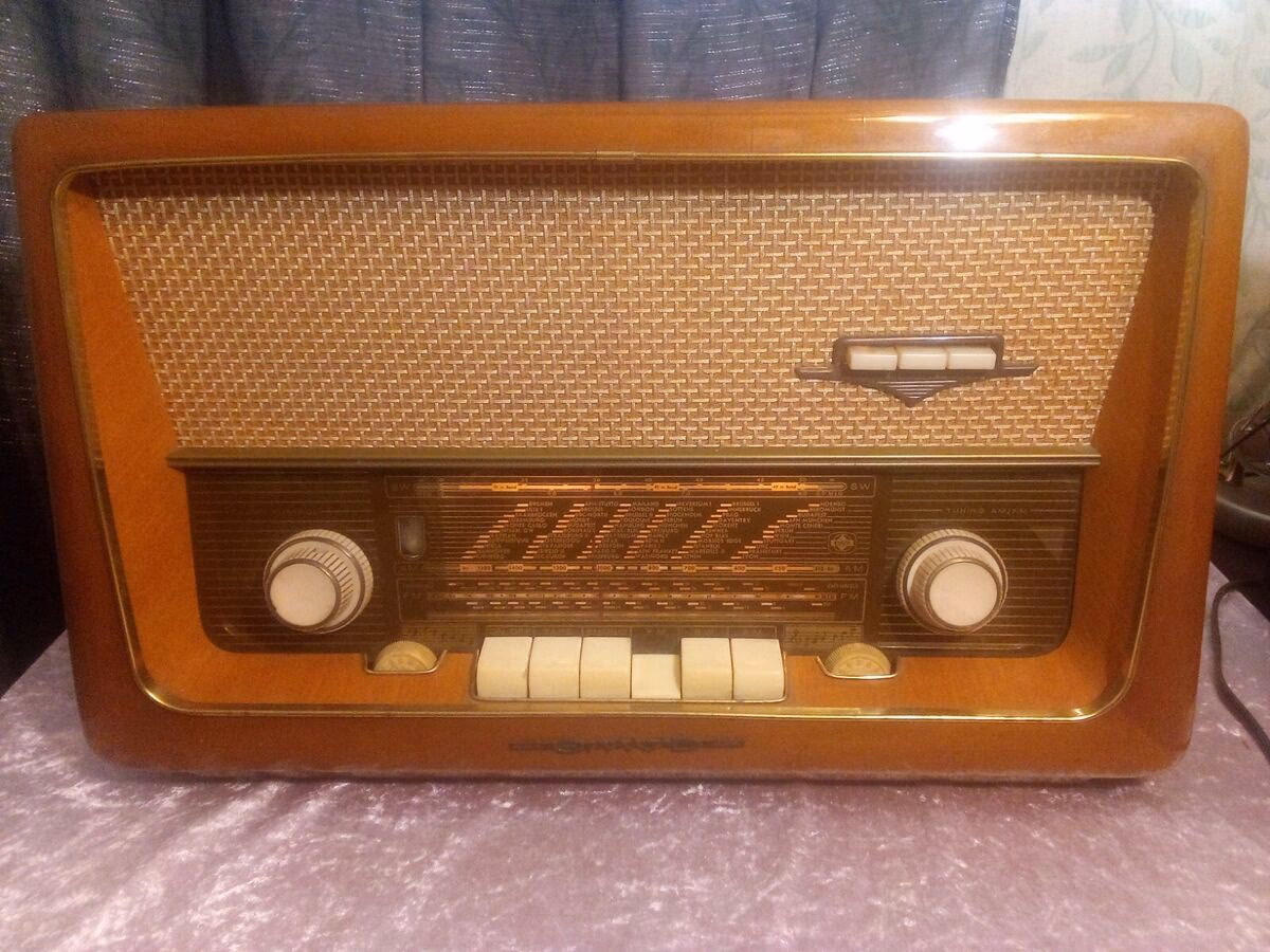 ¿Cómo identificar radios antiguas?