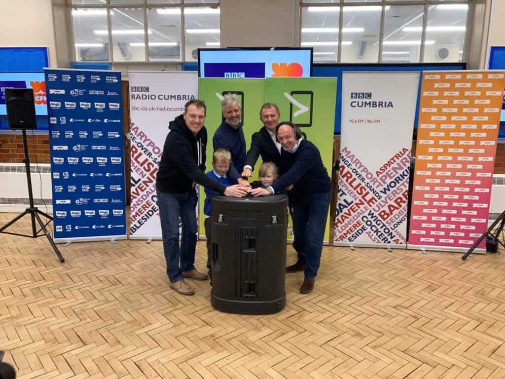 ¿Qué es el WhatsApp de BBC Radio Cumbria?