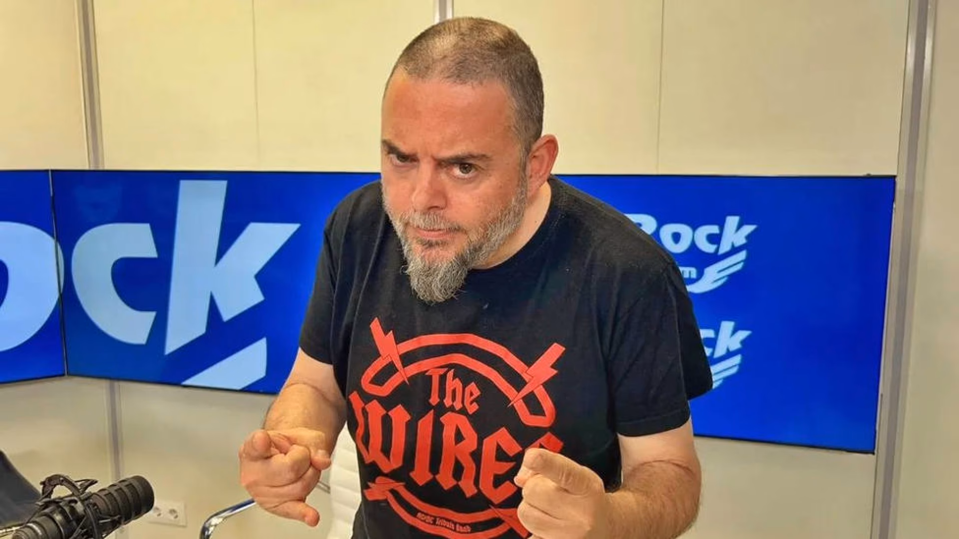 ¿Cómo se llama el pirata de rock FM?